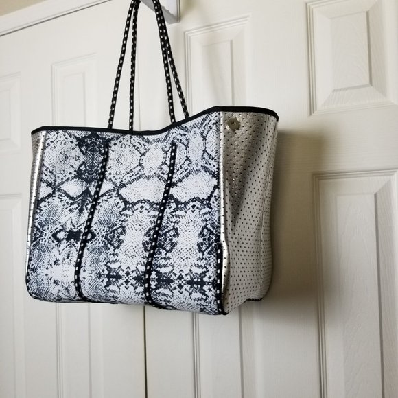 Snake Print Neoprene Tote NWT - Picture 2 of 7